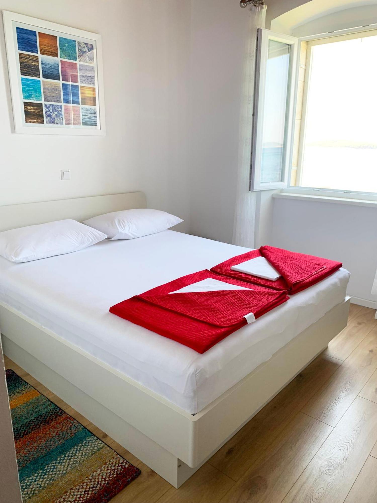 Seafront Rooms Hvar Town Exterior foto
